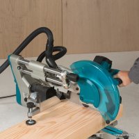 Торцовочная пила Makita LS1219