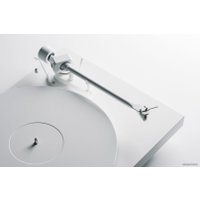 Виниловый проигрыватель Pro-Ject Debut PRO White Edition