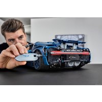 Конструктор LEGO Technic 42083 Bugatti Chiron