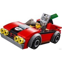 Конструктор LEGO City 60242 Арест на шоссе