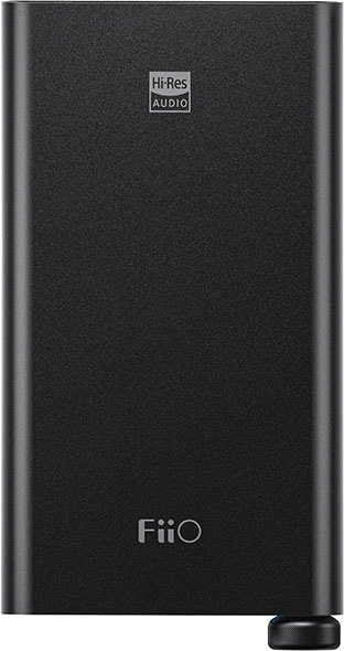 

Портативный усилитель FiiO Q3
