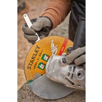 Угловая шлифмашина Stanley FMEG232