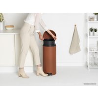 Мусорное ведро Brabantia Pedal Bin NewIcon 30 л (минерально-коричневый)