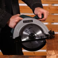 Дисковая (циркулярная) пила Zitrek ZKCS1500 085-1305