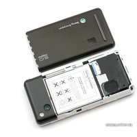 Телефон Sony Ericsson G900