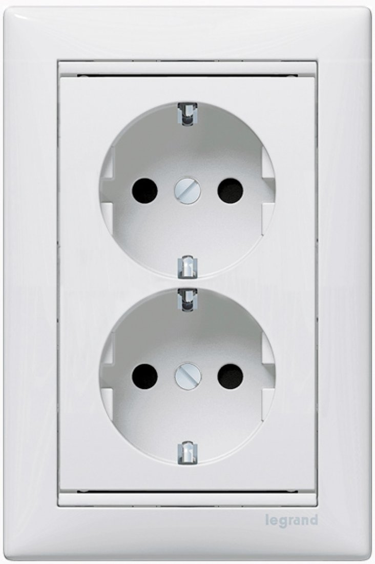 

Розетка Legrand Valena 694272 (белый)