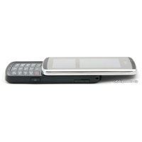 Кнопочный телефон LG KF600