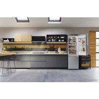 Холодильник Hotpoint-Ariston HTS 9202I SX O3