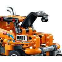 Конструктор LEGO Technic 42104 Гоночный грузовик