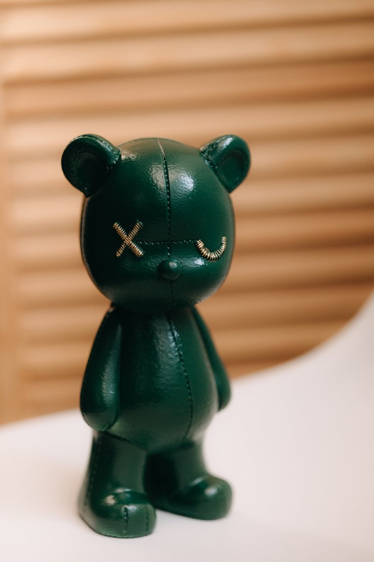 

Статуэтка К.РАМА Мишка кожаный Kaws & Bearbrick (зеленый)