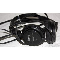 Наушники Sony MDR-V150