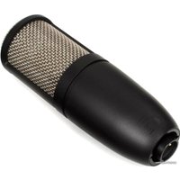 Проводной микрофон AKG P220 (черный)