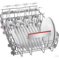 Встраиваемая посудомоечная машина Bosch Seria 6 SPV6EMX05E