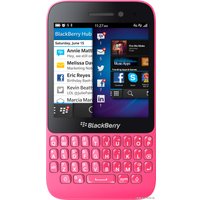 Телефон BlackBerry Q5