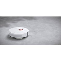 Робот-пылесос Xiaomi Robot Vacuum S10+ B105 + Весы напольные Mi Body Composition Scale 2 (международная версия, белый)