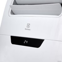 Мобильный кондиционер Electrolux Manhattan EACM-12 FM/N3