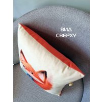 Декоративная подушка Matex Fluffy. Рыжик и подарок 61-663 (белый/синий/лососевый)
