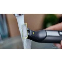 Триммер для бороды и усов Philips OneBlade Pro QP6650/61