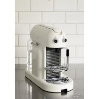 Капсульная кофеварка DeLonghi Maestria EN 450.CW