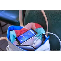 Телефон Sony Xperia E4