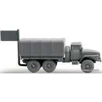 Сборная модель Звезда Советский армейский грузовик "Урал 4320"