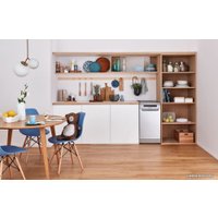 Отдельностоящая посудомоечная машина Indesit DSFO 3T224 C S