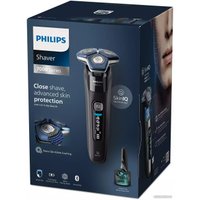 Электробритва Philips S7886/55