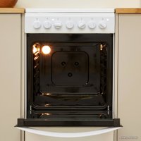 Кухонная плита Indesit IS5V4PHW/RU