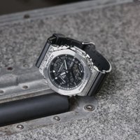 Наручные часы Casio G-Shock GM-2100GC-1A