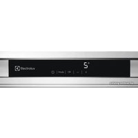 Однокамерный холодильник Electrolux LRS4DF18S