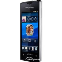 Телефон Sony Ericsson Xperia ray ST18i