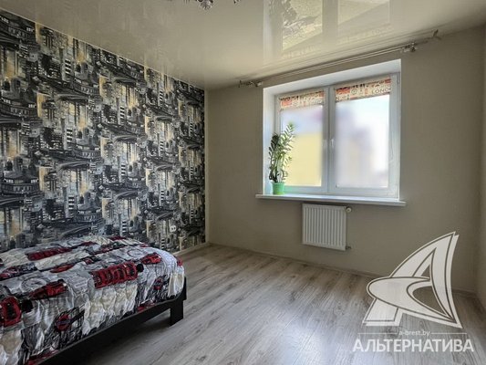2-комн. квартира — Кобрин