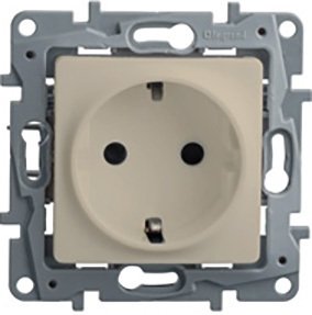 

Розетка Legrand Etika 6 723 22 (слоновая кость)