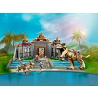 Конструктор LEGO Jurassic World 76961 Центр для посетителей: Ти-рекс против Раптора