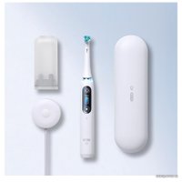 Электрическая зубная щетка Oral-B iO 8n (белый, 1 насадка)