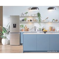 Холодильник Samsung SpaceMax RB34T632ESA/EF