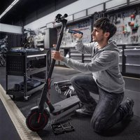 Электроотвертка Bosch Go Professional 06019H2200 (с АКБ, кейс)