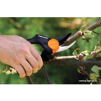 Секатор Fiskars PowerGear 1000574