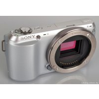 Беззеркальный фотоаппарат Sony Alpha NEX-C3 Body