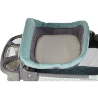 Манеж-кровать Graco Pack'n Play Playard with Cuddle Cove Rocking Seat