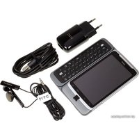 Телефон HTC Desire Z
