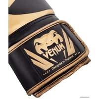 Тренировочные перчатки Venum Challenger 2.0 (10 oz, черный/золотистый)