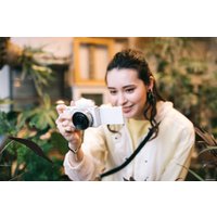 Беззеркальный фотоаппарат Sony ZV-E10L Kit 16-50mm (белый)