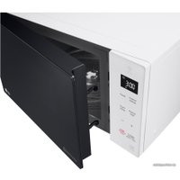 Микроволновая печь LG MW25R35GISW