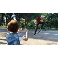 Телефон Sony Xperia E3