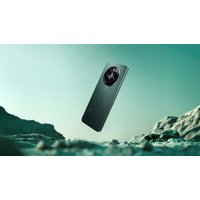 Смартфон Realme 12 RMX3871 8GB/256GB международная версия (зеленый малахит) и наушники Realme Buds T110 (черный)