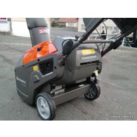 Снегоуборщик Husqvarna ST 121E