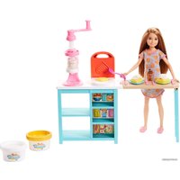 Кукла Barbie Breakfast Playset with Stacie Doll FRH74