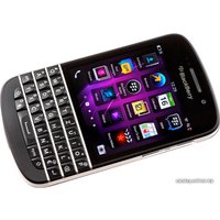 Телефон BlackBerry Q10