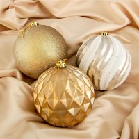 Елочная игрушка Зимнее волшебство Праздничное ассорти 1305764 (3шт, белый/золото)